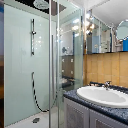 Beau St Cyr Sur Apartmán